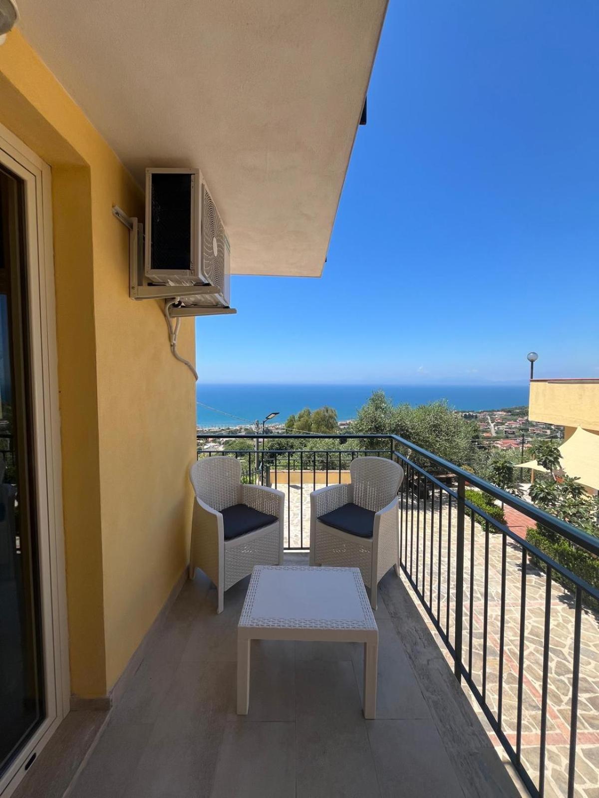 B&B "L'Eco Del Mare" Agropoli Buitenkant foto